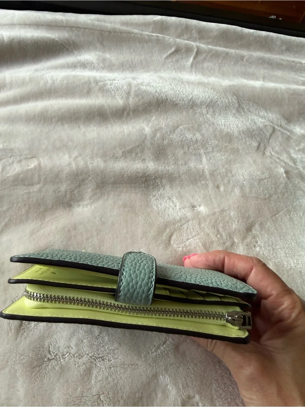 NEW Kate Spade Pebbled Leather Wallet